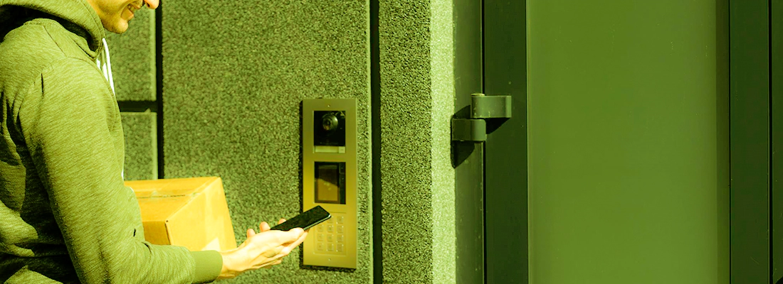 Keyless Entry Systems for Storefronts in Bayshore Gardens, FL